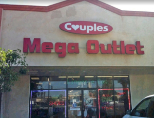 Couples Mega Outlet (Anaheim)